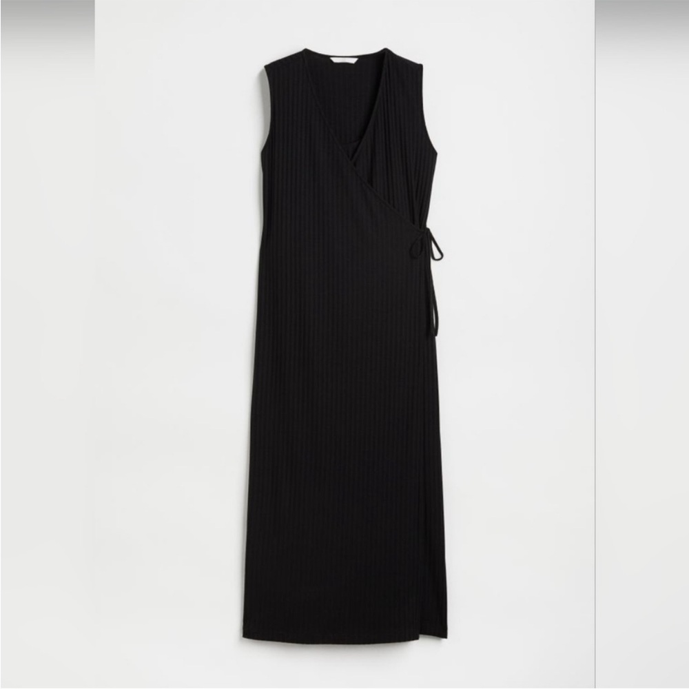 H&M Black Ribbed Maxi Dress